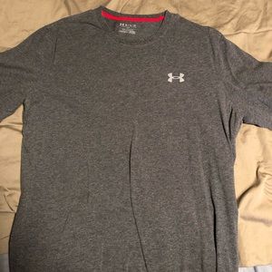 Under Armour t-shirt